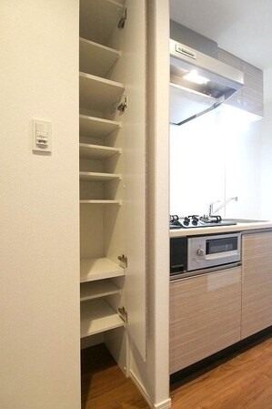 LUMEED CUBE 菊川 PREMIUMの物件内観写真